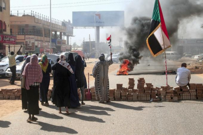 Gobierno sudanés responsabiliza a los militares del &quot;golpe&quot; y de la violencia