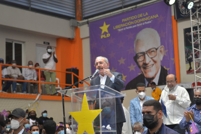Danilo Medina: &quot;El PLD no estaba muerto, estaba de parranda&quot;