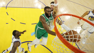 Los Warriors derrotan a los Celtics y están a una sola victoria  de su cuarto anillo