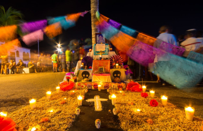Dia de muertos es celebrado por indígenas mexicanos