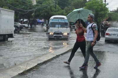 Suben a 12 las provincias  en alerta verde por incidencia de onda tropical y vaguada