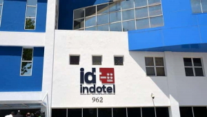 Indotel cierra 45 emisoras FM que operaban sin permiso y clausura 13 revendedores ilegales de internet