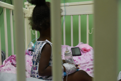 Casos de dengue: camas pediátricas  abarrotadas