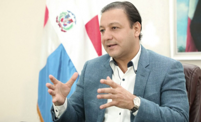 Abel Martínez considera irresponsable suspensión jornada vacunación de SP en sede municipal de Santiago