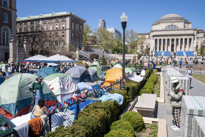 Estudiantes de EEUU se mantendrán firmes en protestas contra universidades