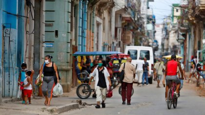 La Habana decreta toque de queda y endurece medidas ante rebrotes de COVID-19