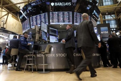 Wall Street termina septiembre con pérdidas ante amenaza de cierre gubernamental