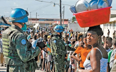 ONU sopesa enviar cascos azules para solucionar la crisis en Haití