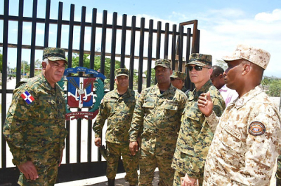 Tropas dominicanas controlan en paz la frontera con Haití