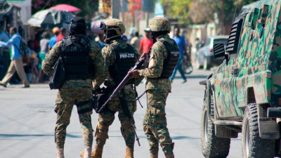EE.UU. envía soldados a Haití para reforzar seguridad en su embajada