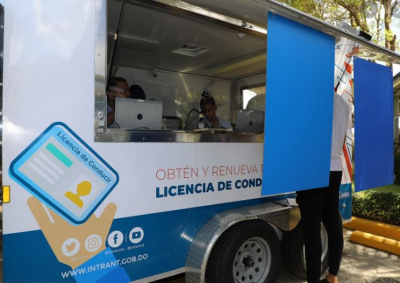 El Intrant inicia jornada de renovación de licencias en Boca Chica