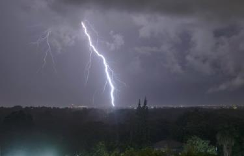 Aguaceros con tormentas eléctricas en horas de la tarde en varias regiones del país