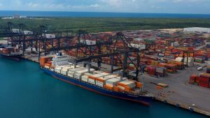 DP World recibe en su terminal portuaria el barco Caucedo Express
