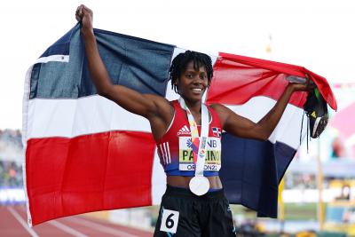 Marileidy gana medalla de plata en mundial de atletismo