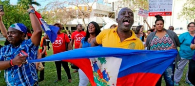 Haitianos marchan en Miami por el caos en su país